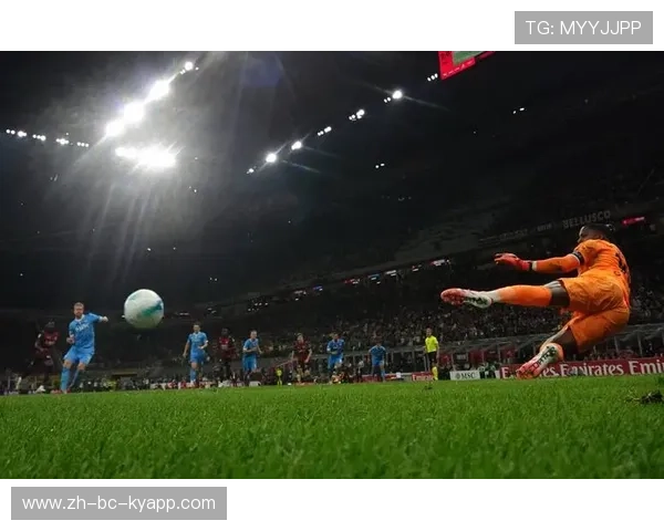 AC米兰再遇困境，备战重要比赛，ac米兰v