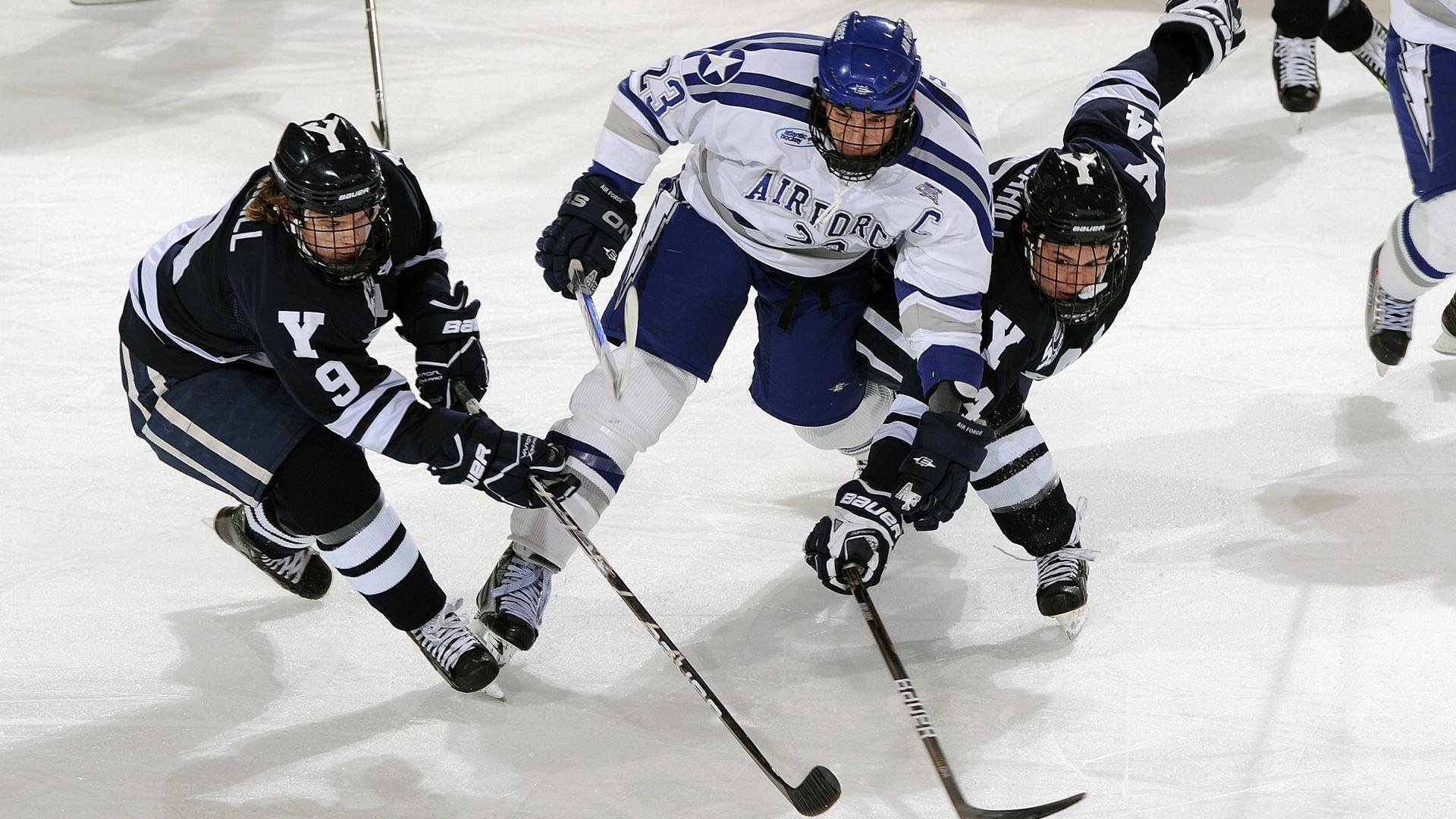 凯莉·麦基翁为未来赛事蓄力,凯莉·麦吉利斯现照