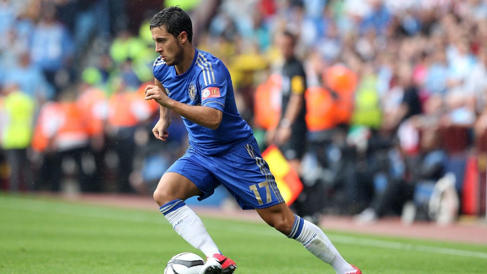 普劳德带动英国短距离蝶泳复兴，普劳德游泳